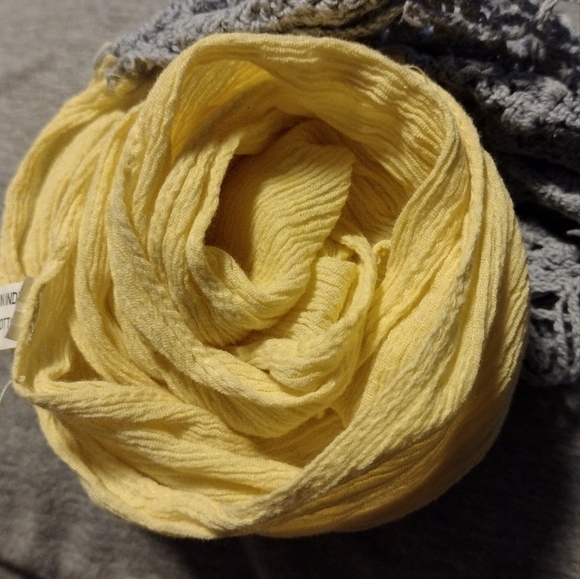 100 cotton scarf crochet hand made in India - Picture 3 of 4